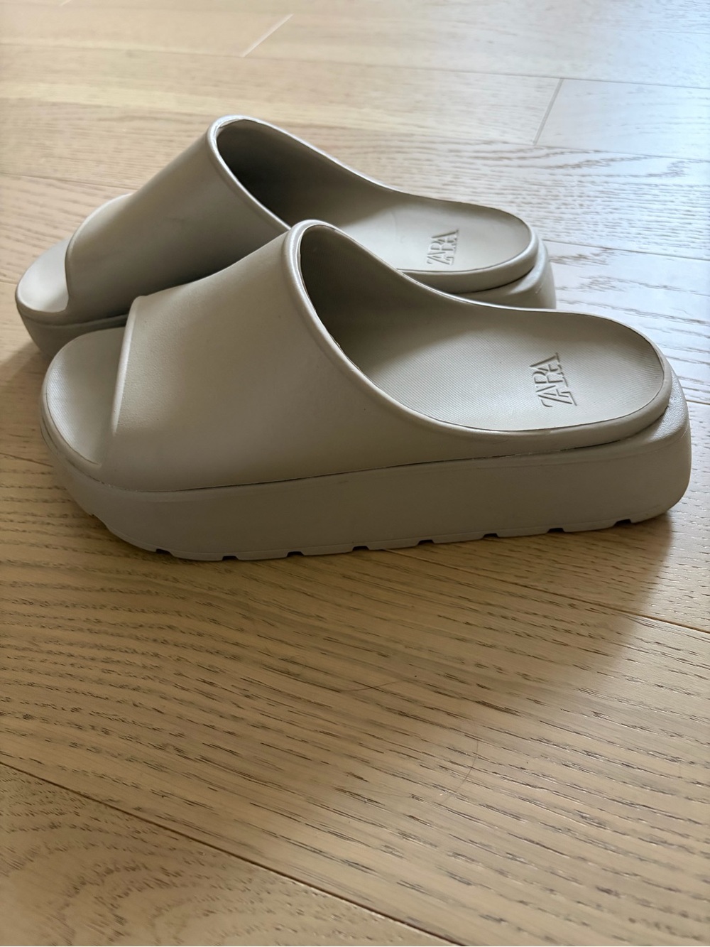 Zara Neutral Beige Platform Slide Sandals - Picture 2 of 5